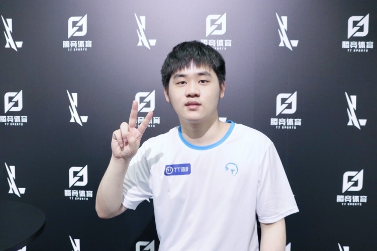 的名单相比 的名单相比